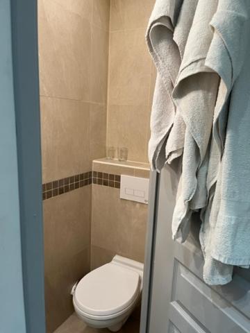 Chambre Double avec Salle de Bains Commune